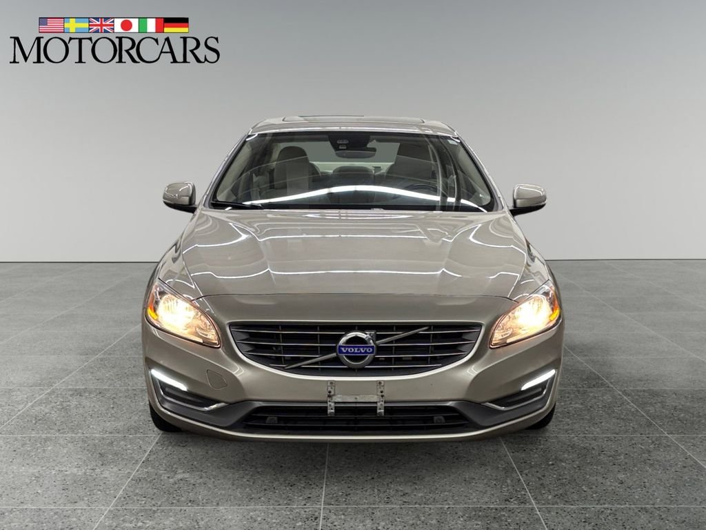Used 2015 Seashell Metallic Volvo T5 Premier image 8