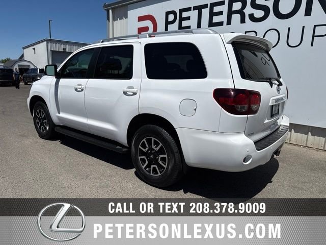 Used 2018 White Toyota SR5 image 6