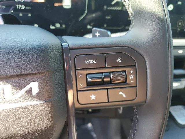 New 2027 Wolf Gray Kia X-LINE SX image 24