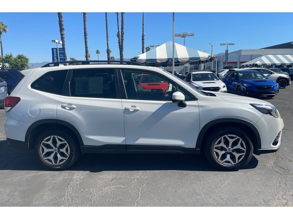 Used 2022 CRYSTAL WHITE PEARL Subaru Premium image 7