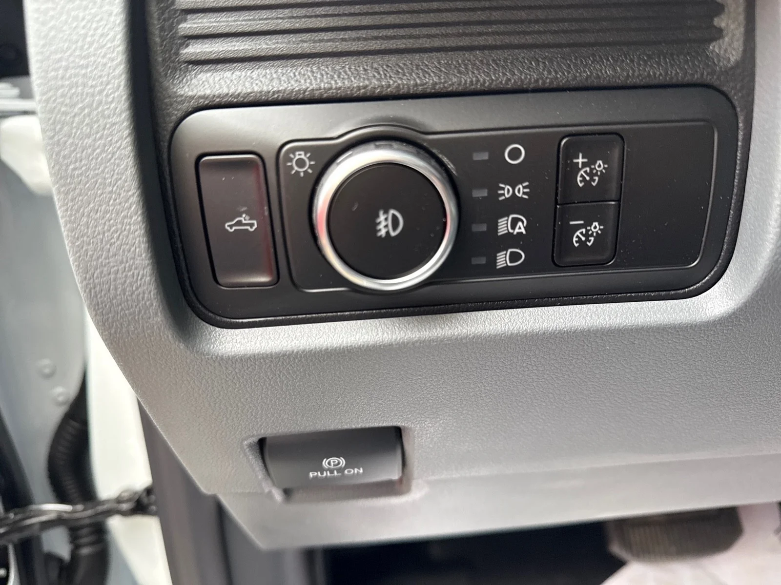 2026 Ford F-250 Super Duty XL - Photo 16