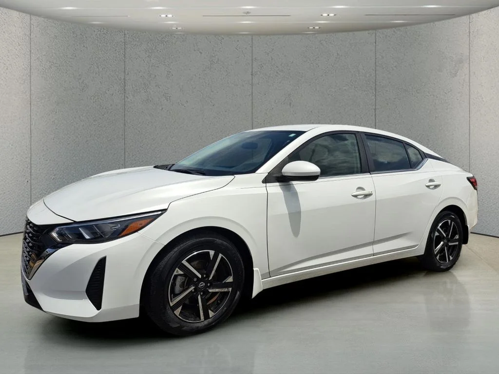 Used 2024 White Nissan SV image 9
