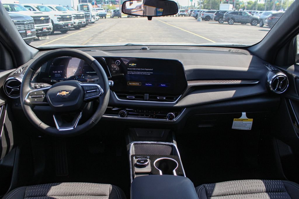 2027 Chevrolet Equinox LT - Photo 23
