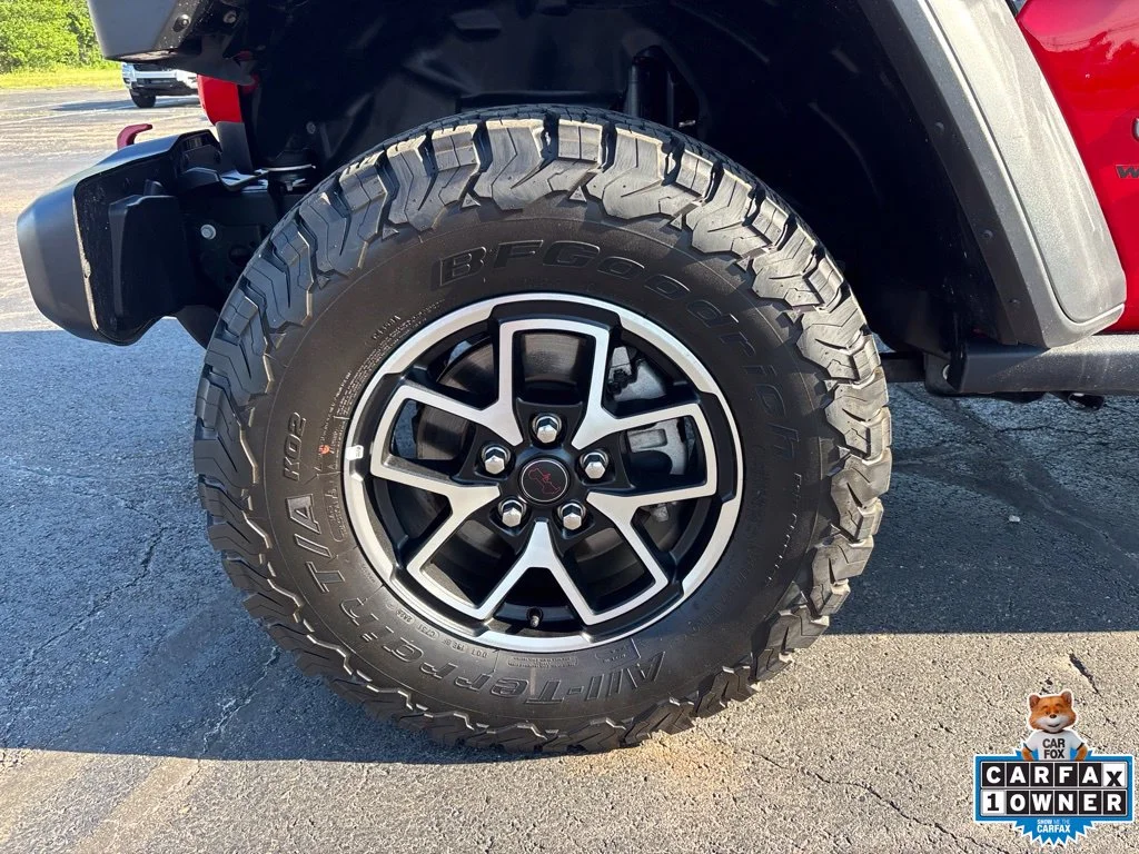 Used 2026 Red Jeep Rubicon image 9