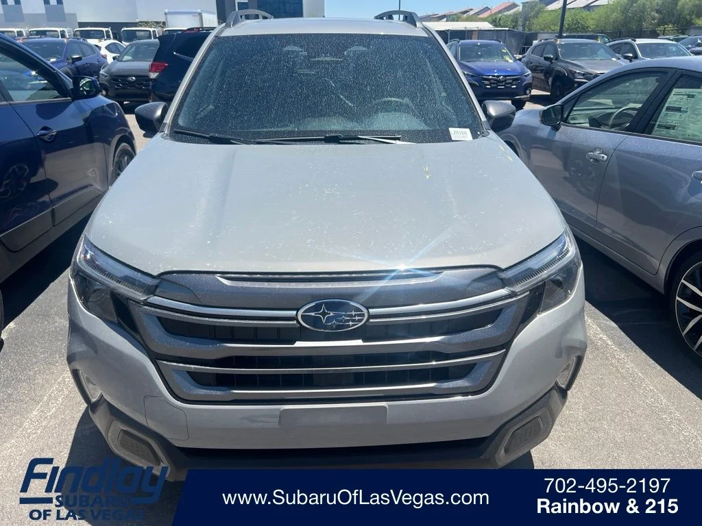 2025 Subaru Forester Limited Hybrid's photo