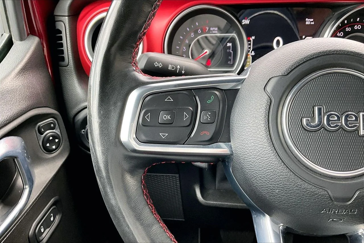 Used 2021  Jeep Rubicon image 27