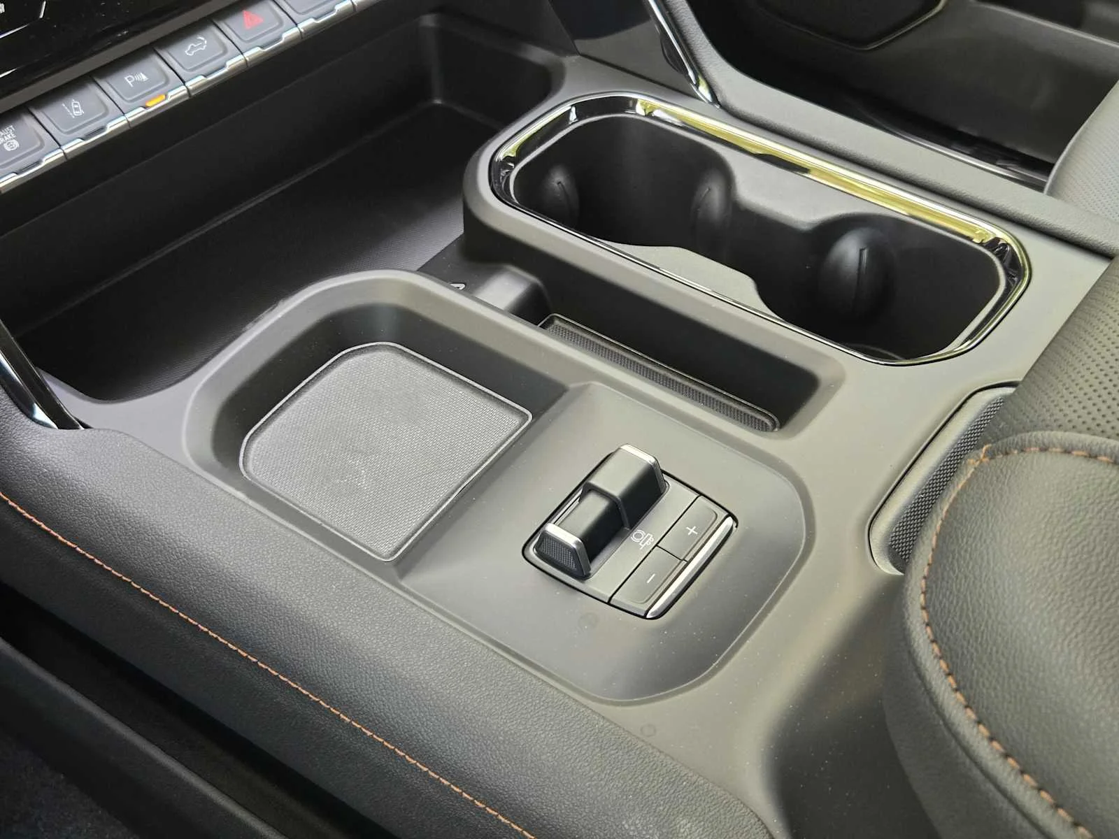 New 2026 Titanium Rush Metallic GMC AT4 image 14