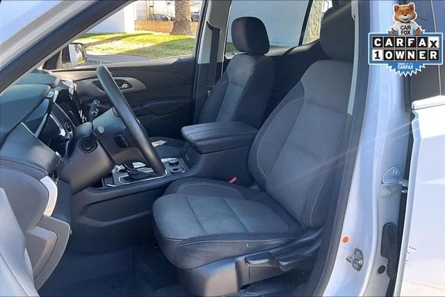 Used 2019 Summit White Chevrolet LS image 24