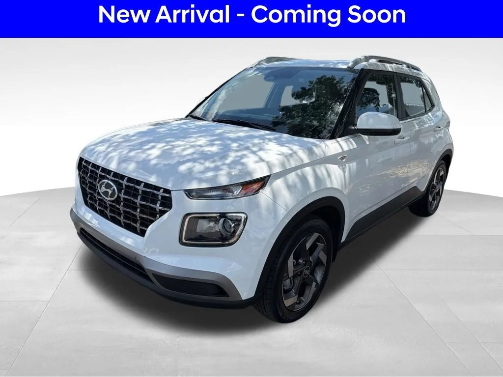 2026 Hyundai Venue SEL w/ 2-Tone Roof IVT's photo