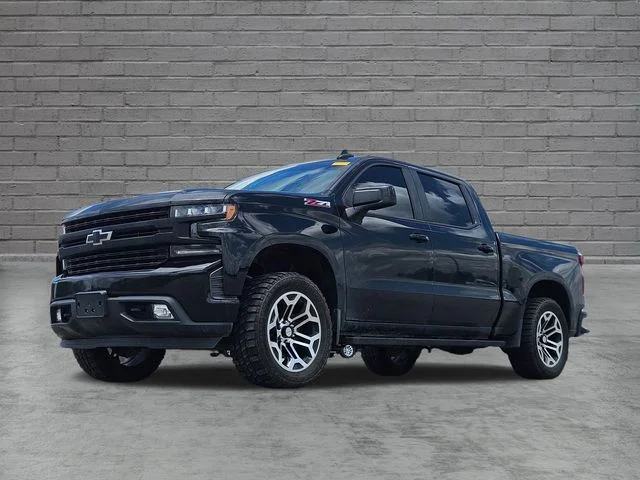 Used 2019 Black Chevrolet RST image 1