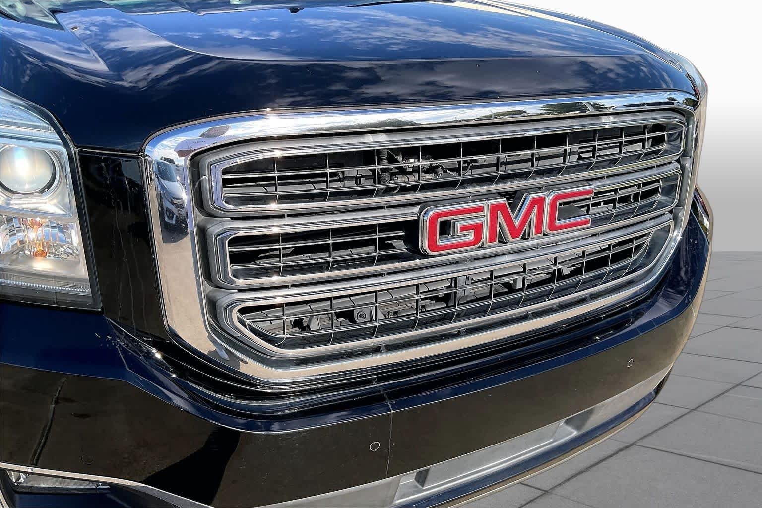Used 2018 Onyx Black GMC SLT image 28