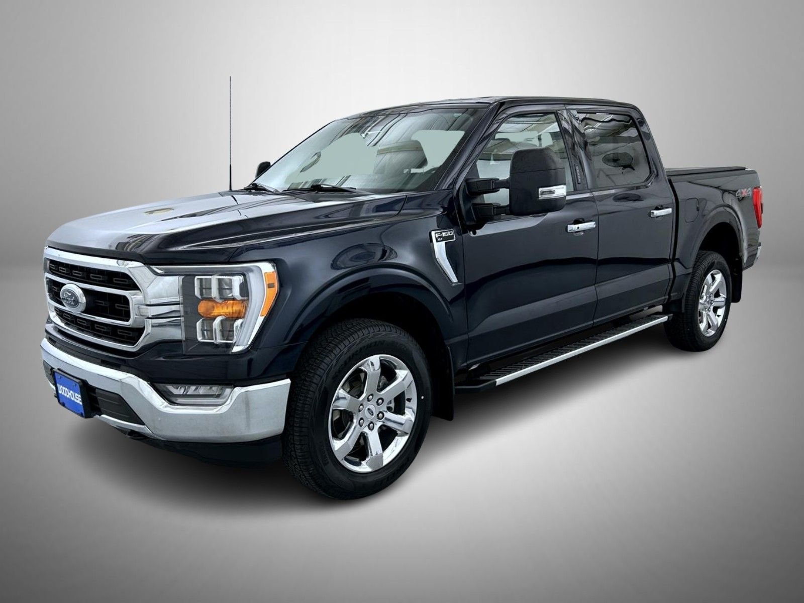 Used 2022 Blue Ford XLT image 1