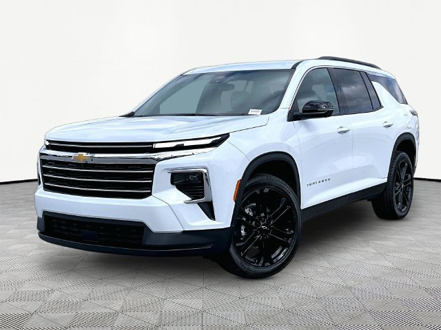 New 2027 Polar White Tricoat Chevrolet LT image 3