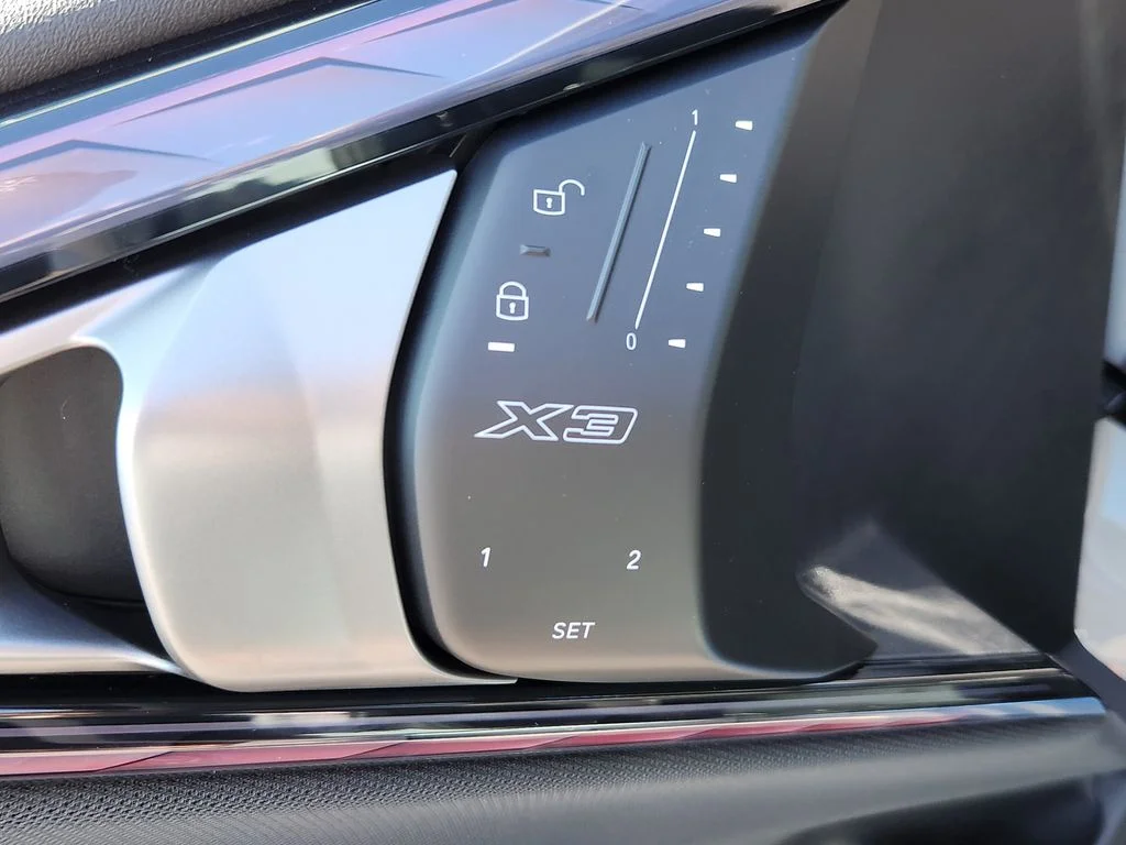 New 2026 Brooklyn Grey Metallic BMW 30 xDrive image 17