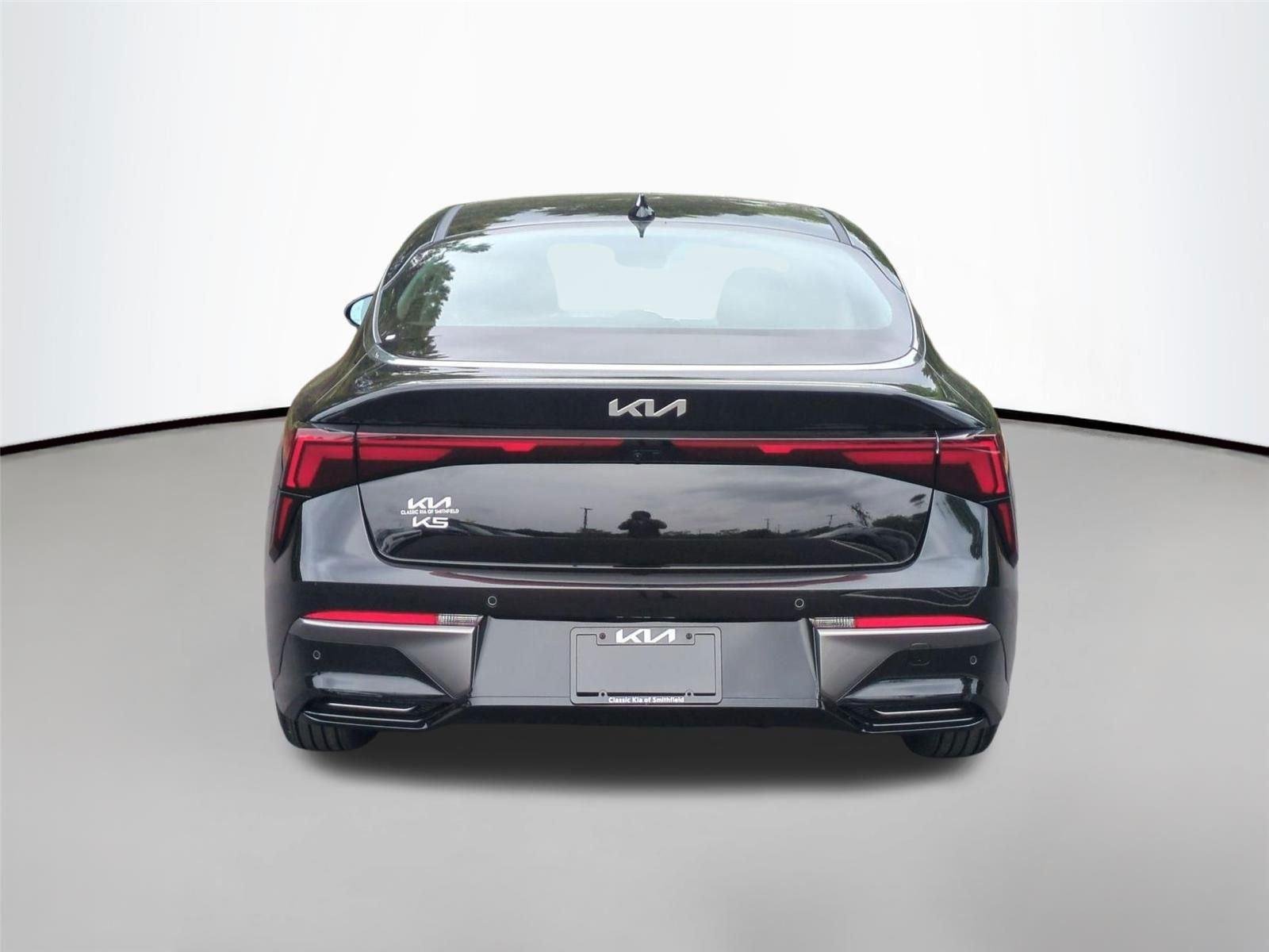 New 2026 Aurora Black Pearl Kia LXS image 4