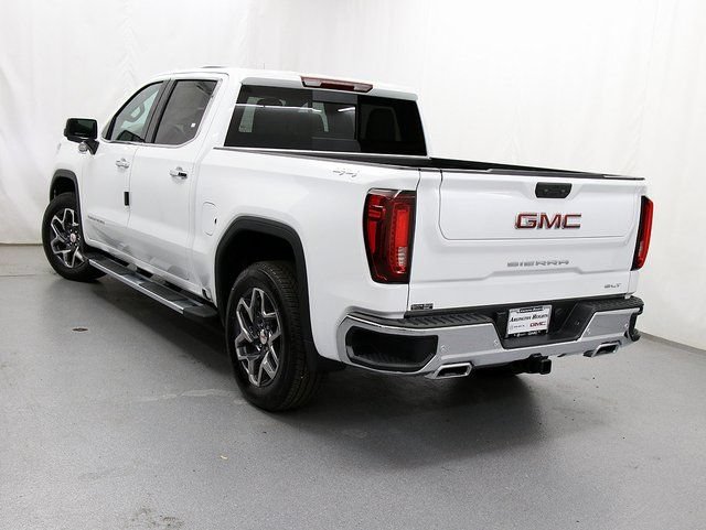 2026 GMC Sierra 1500 SLT - Photo 11