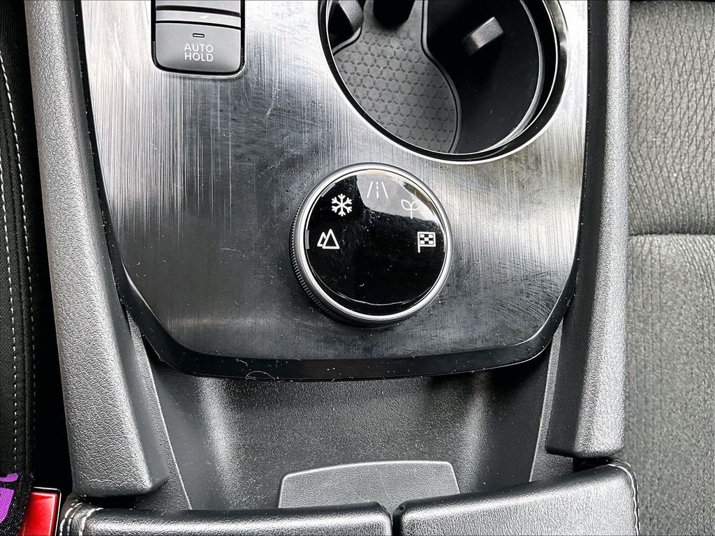 Used 2024 White Nissan SV image 26
