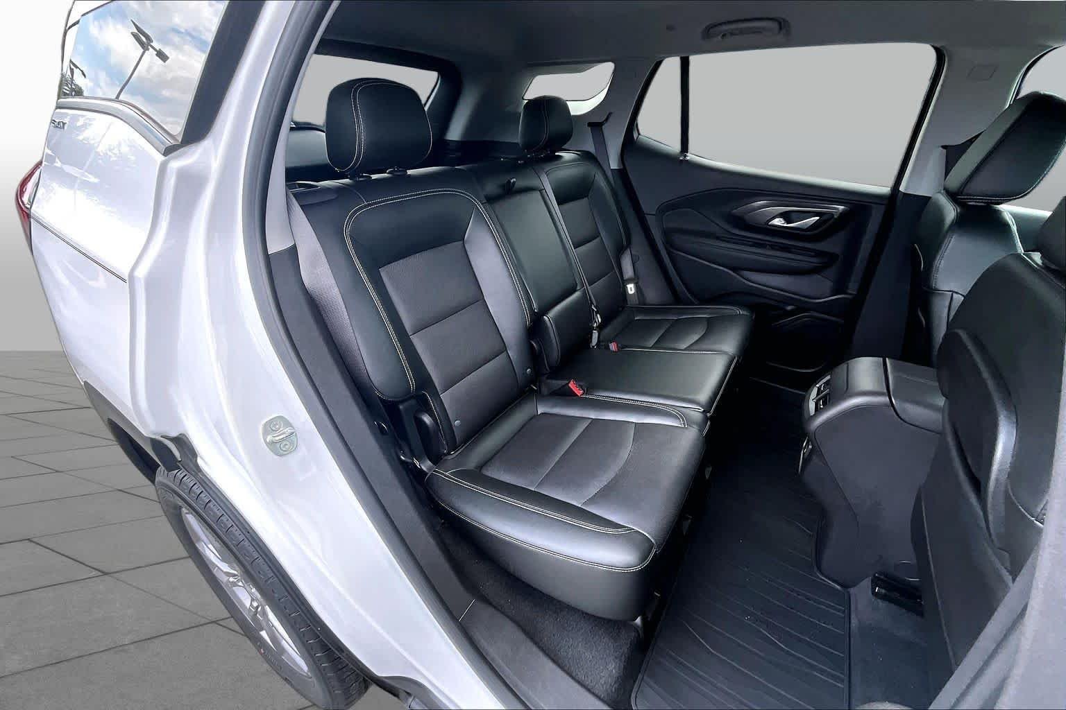 Used 2022 Summit White GMC SLT image 19