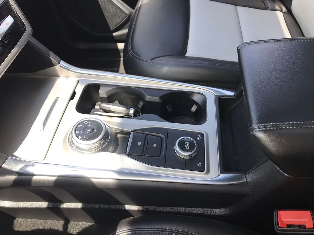 Used 2022 White Ford XLT image 21