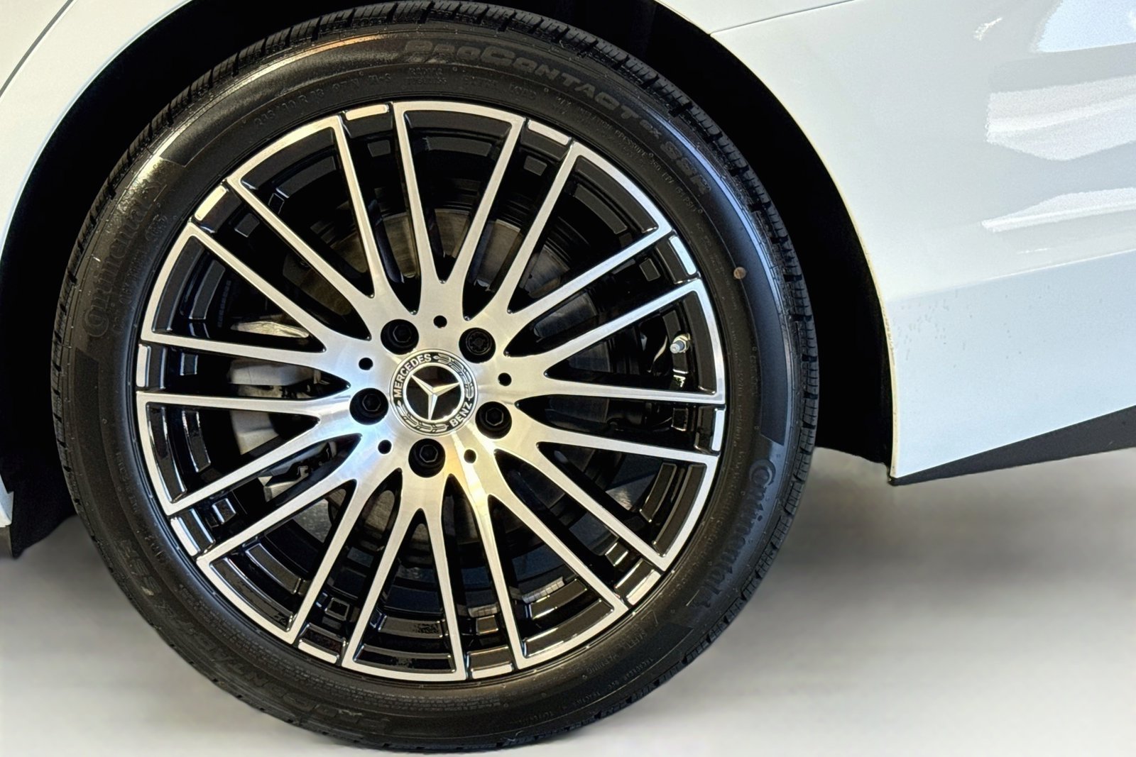 New 2026 Polar White Mercedes-Benz C 300 image 29