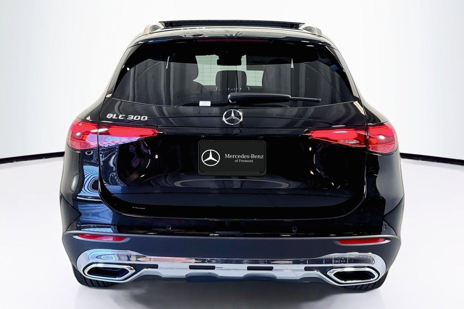 New 2026 Black Mercedes-Benz GLC 300 image 6