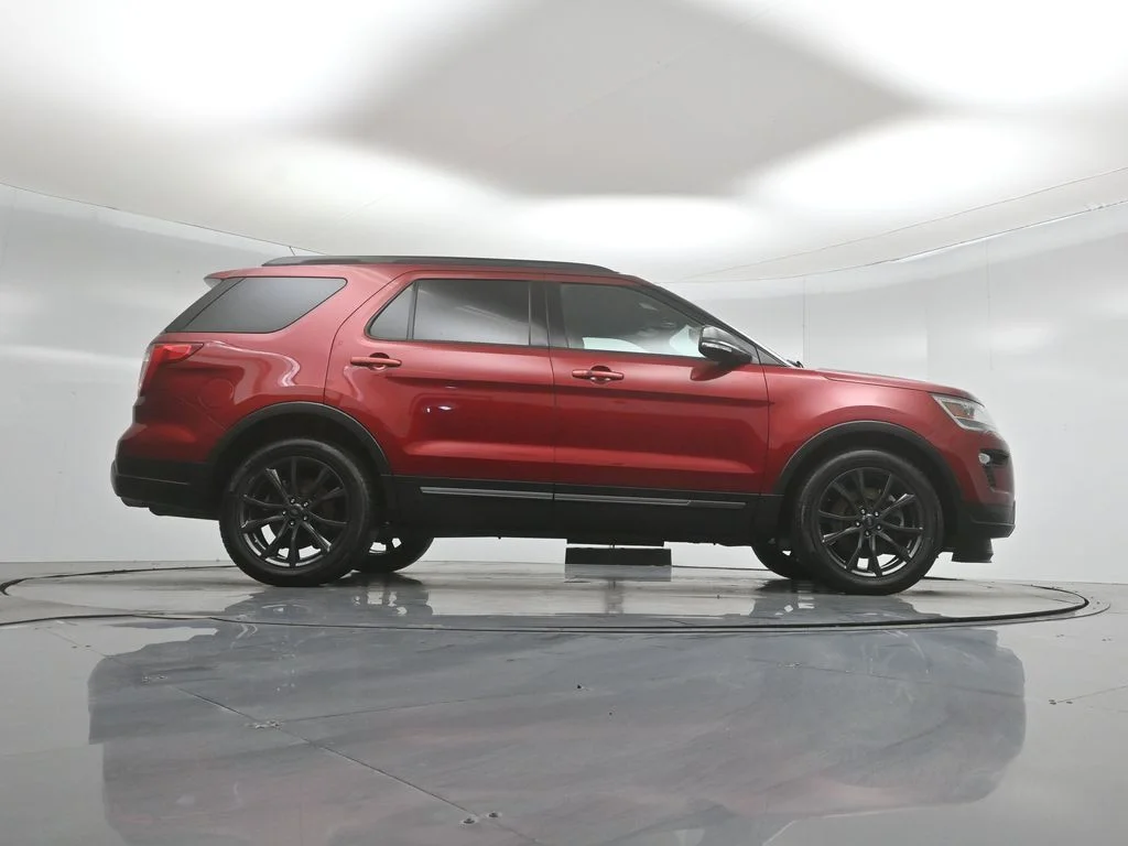 Certified Used 2019 Red Ford XLT image 48