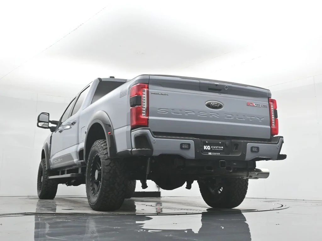 New 2026 Glacier Gray Metallic Tri-Coat Ford Lariat image 53