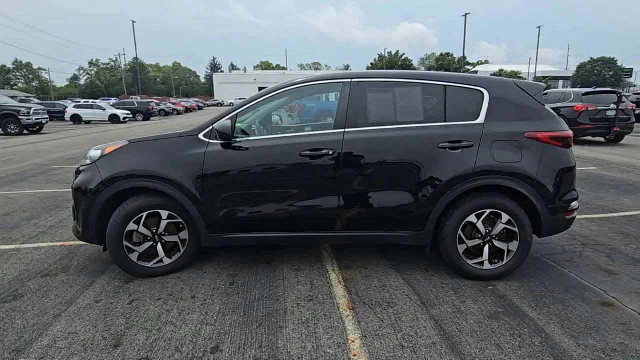 Used 2020 Black Kia LX image 6