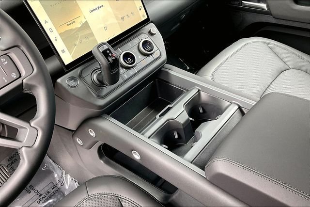 New 2026 Carpathian Grey LAND ROVER X-Dynamic SE image 8