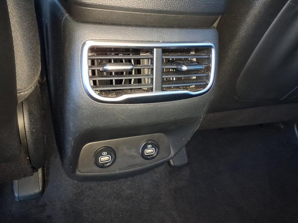 2023 Hyundai Santa Fe SEL photo 3