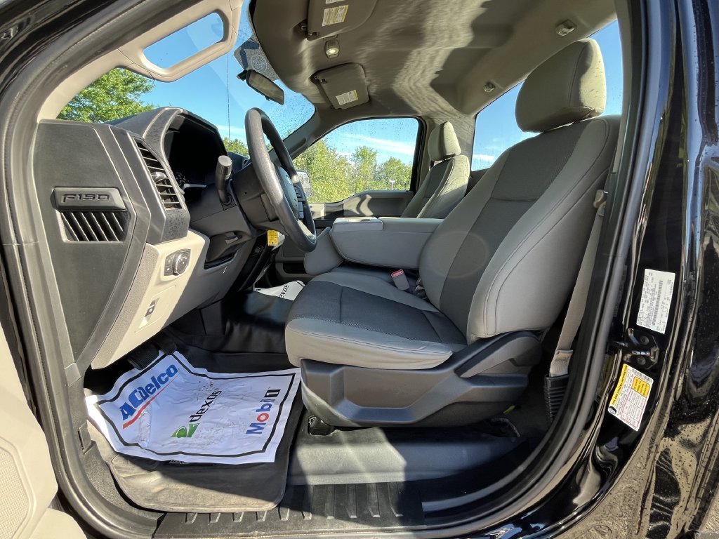 Used 2016 Black Ford XL image 5