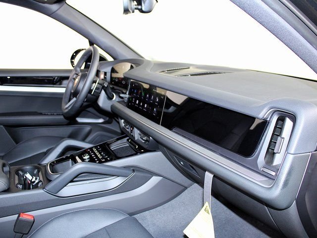 New 2026 Chromite Black Metallic Porsche  image 27