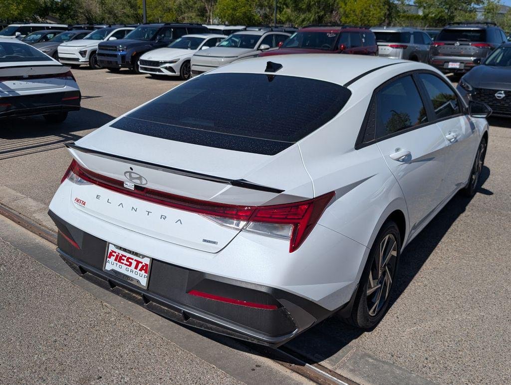 2025 Hyundai Elantra Blue - Photo 6