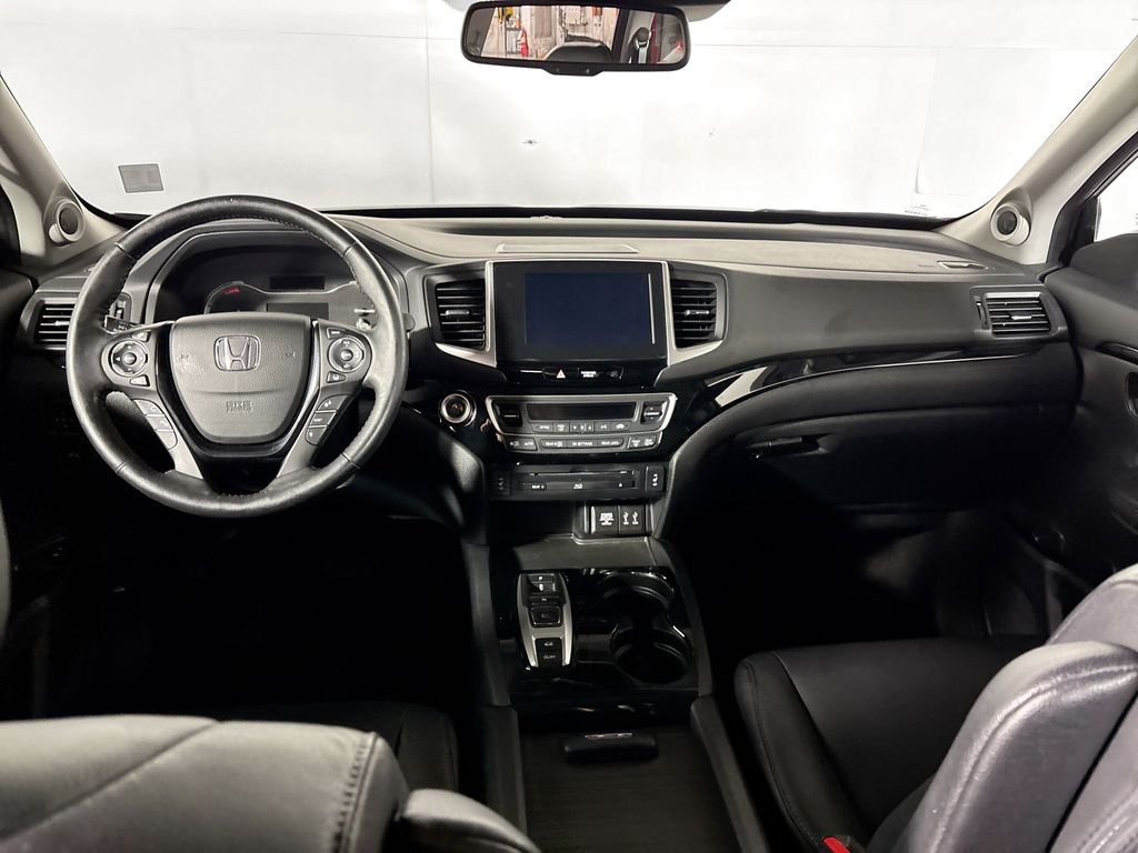 Used 2016 Gray Honda Touring image 12