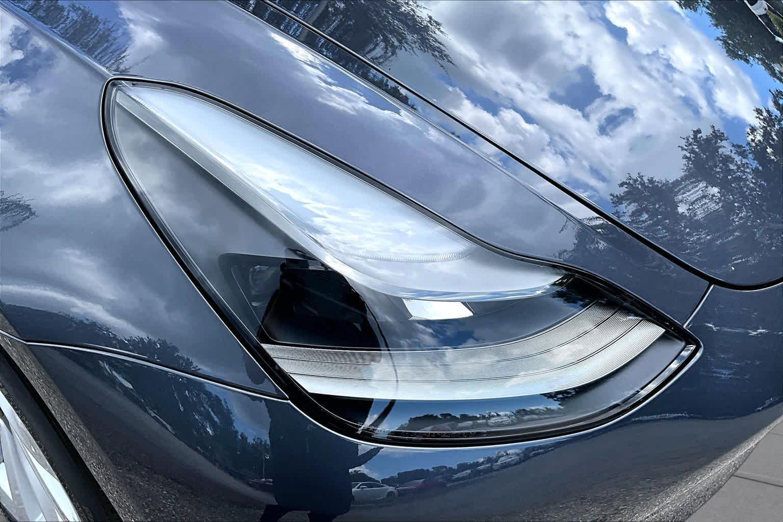 Used 2023 SOLID BLACK Tesla  image 26