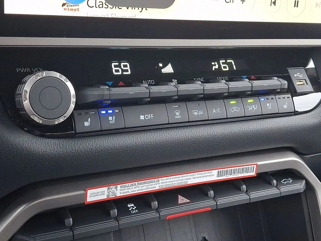 2026 Toyota Tundra Limited - Photo 37