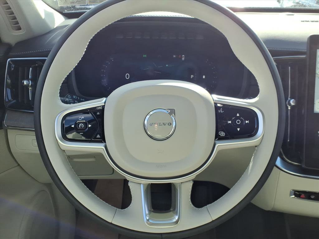 New 2026 Crystal White Volvo Ultra image 10