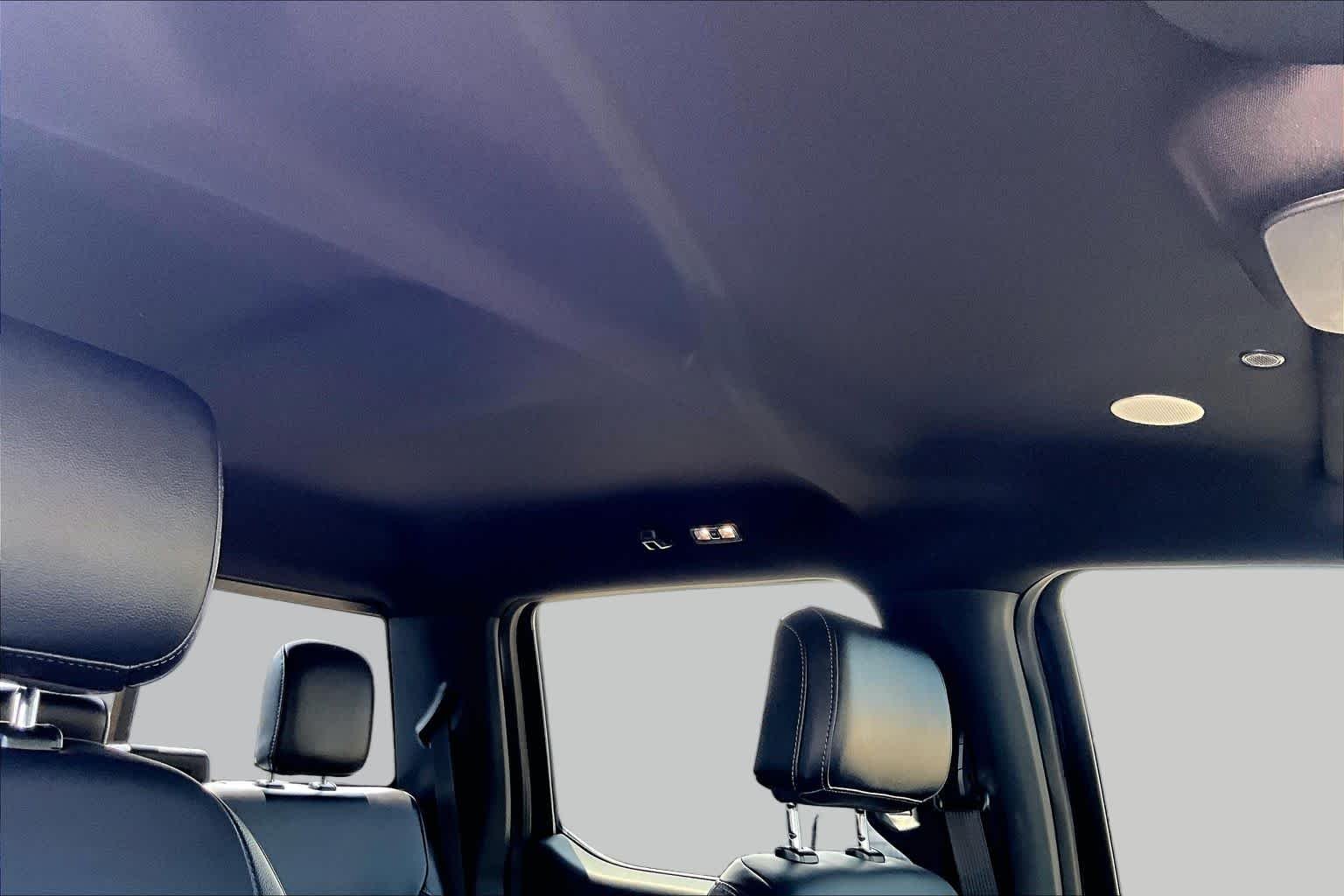 Used 2024 Agate Black Metallic Ford LARIAT image 16