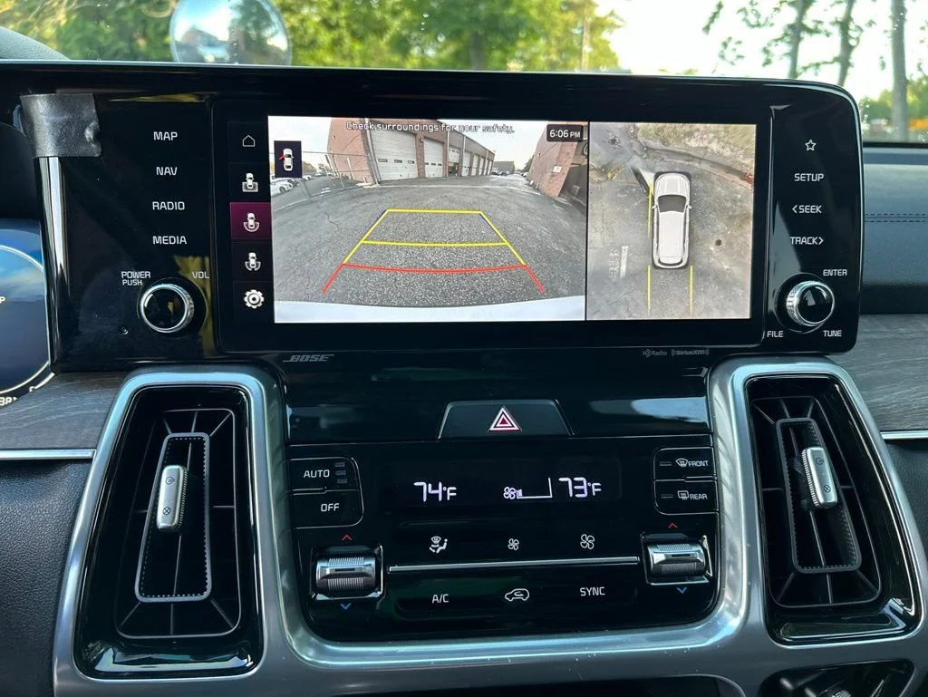 Used 2023 White Kia X-Line SX Prestige image 18