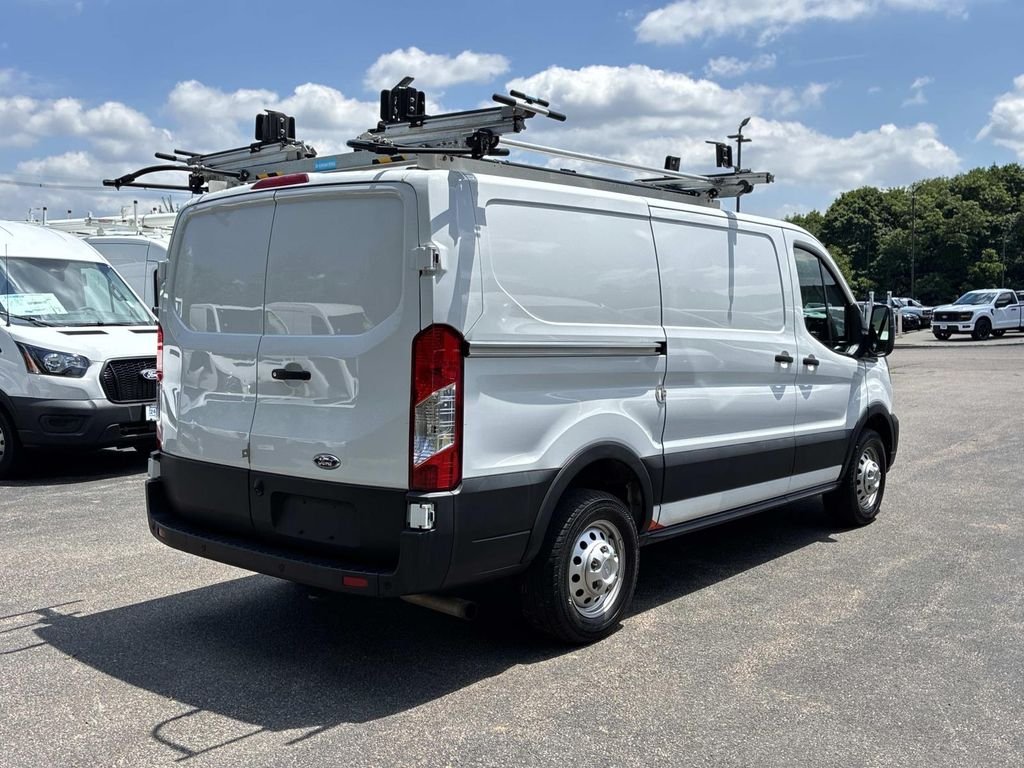 Used 2022 White Ford Base image 7