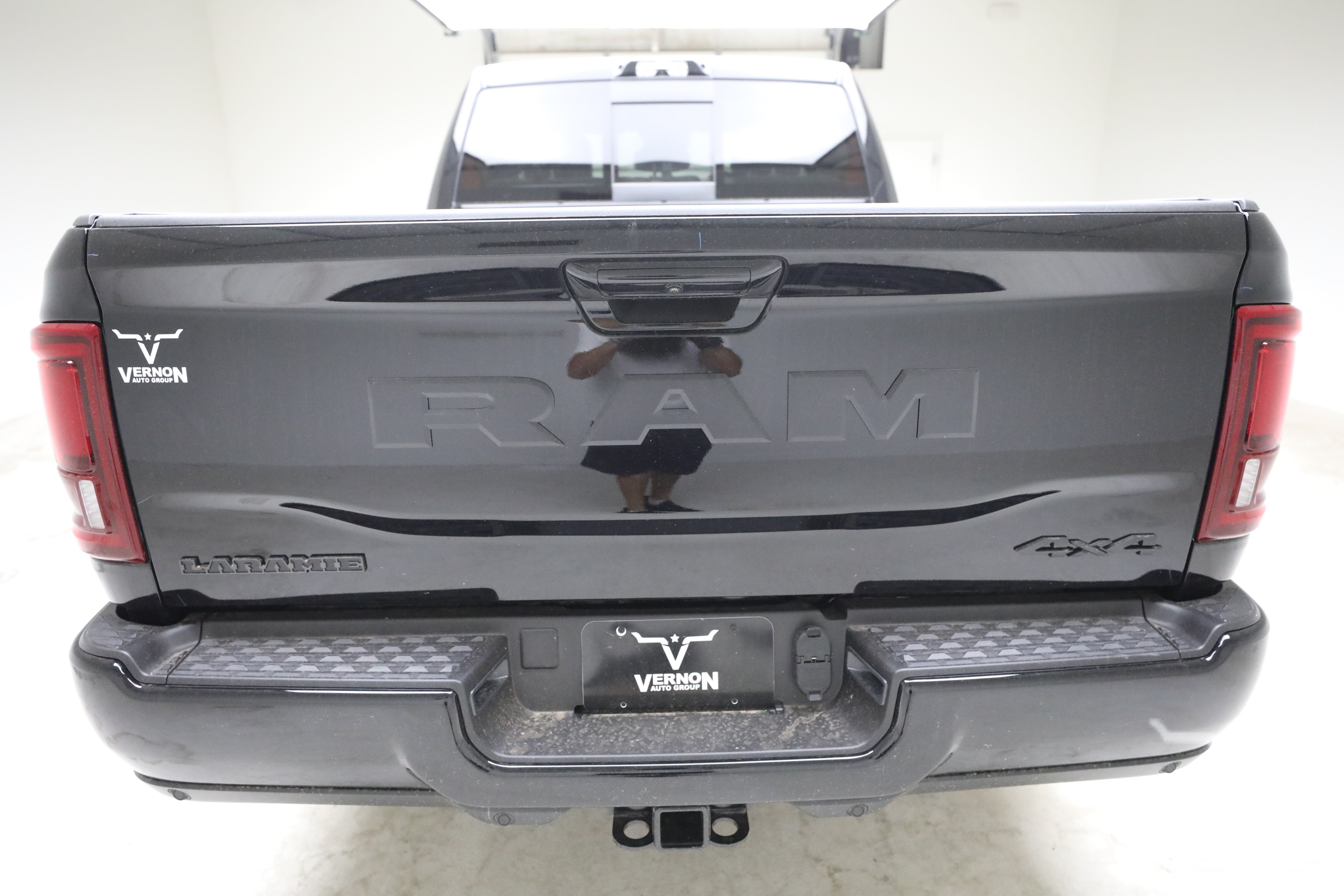 New 2026 Diamond Black Crystal Pearlcoat Ram N image 4