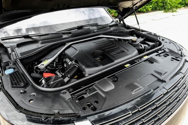 Used 2023 Black Land Rover SE image 67