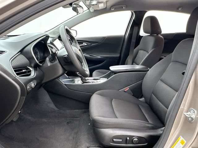 2025 Chevrolet Malibu 1LT - Photo 9
