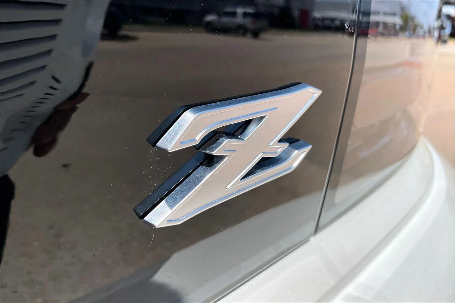 New 2027 Pearl White TriCoat / Super Black Two-tone Nissan NISMO image 15