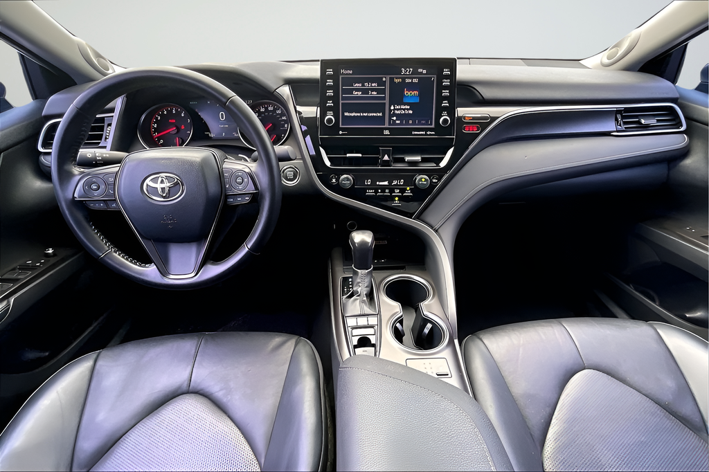 Used 2022 White Toyota XSE V6 image 7