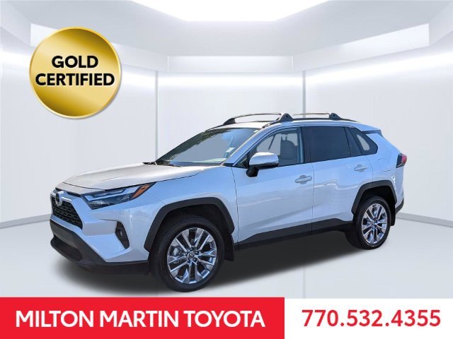 Certified Used 2025 Beige Toyota XLE Premium image 1