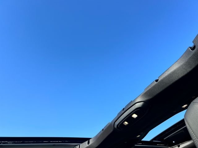 2025 Jeep Wrangler 4-Door Sahara - Photo 18