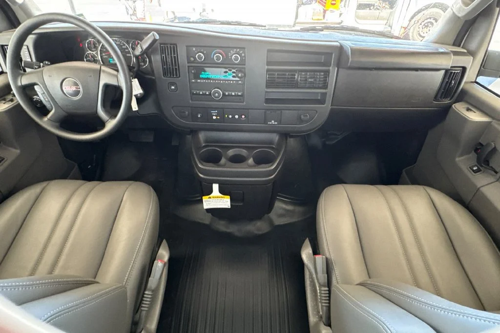 2025 GMC Savana Cargo Work Van - Photo 10
