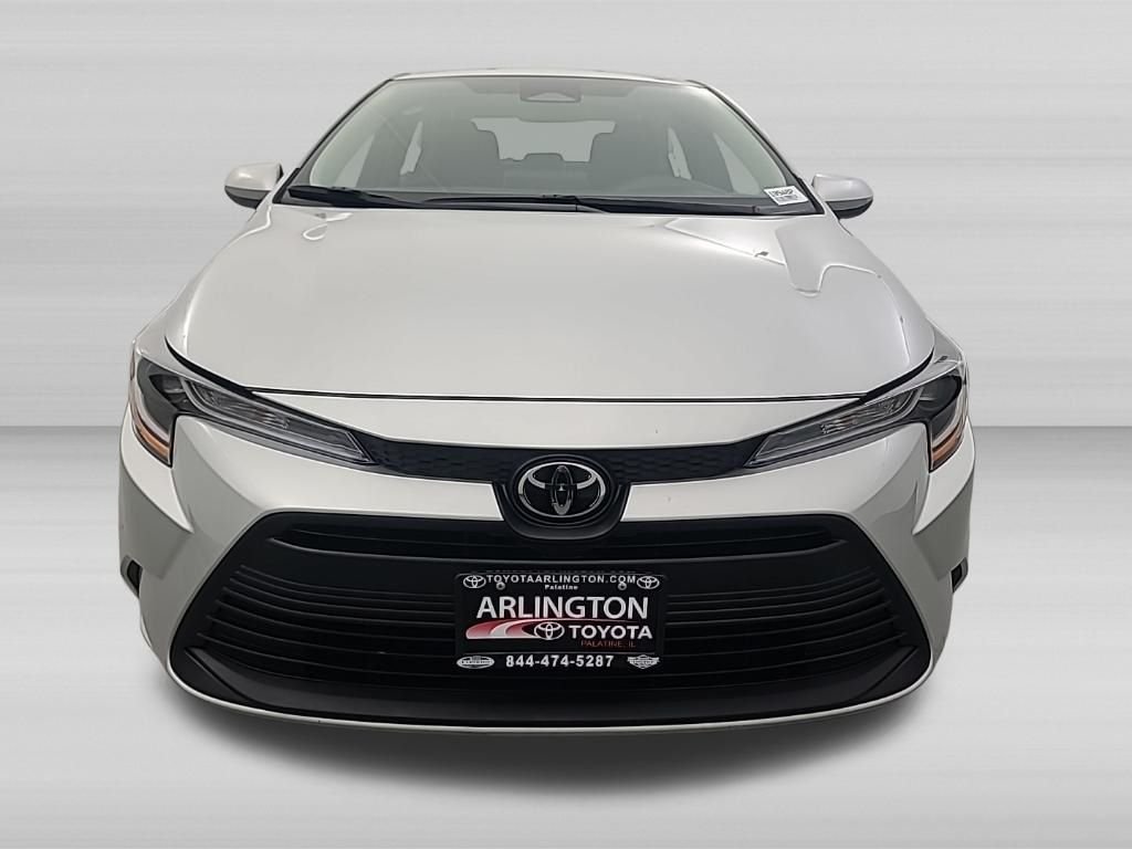 2025 Toyota Corolla LE - Photo 9