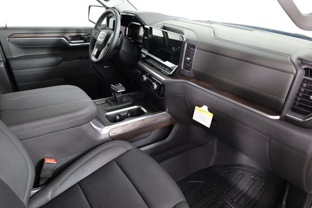 2026 GMC Sierra 1500 SLT - Photo 21